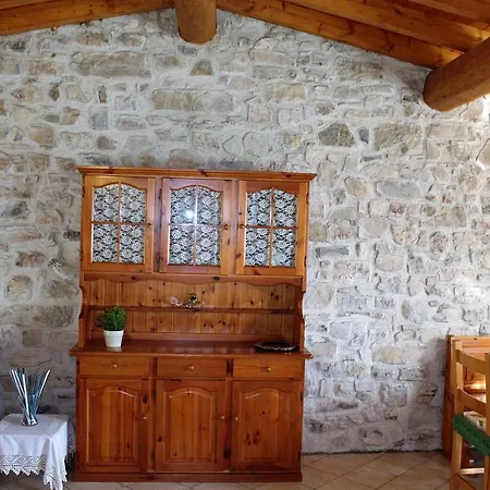 Rustico Pietre Antiche 3 * Gargnano